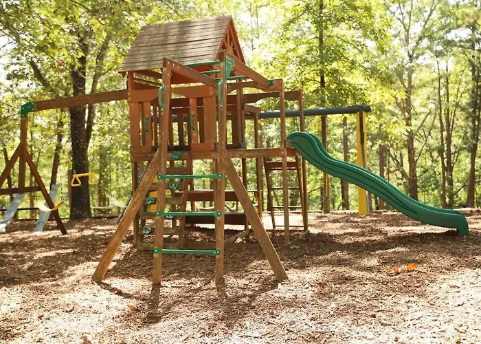 3 Bedroom Vacation Home Next To Silver Dollar City